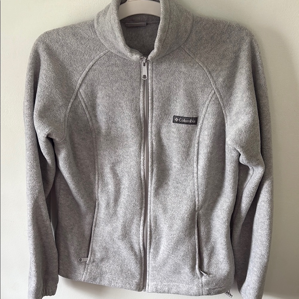 Columbia Gray Ski Jacket with Stand-Up Collar